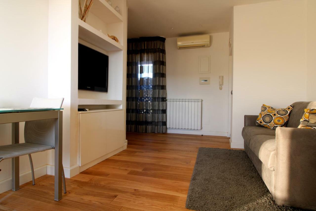 Suite Delicia Apartment - Appartamento Con Terrazza Naples Extérieur photo