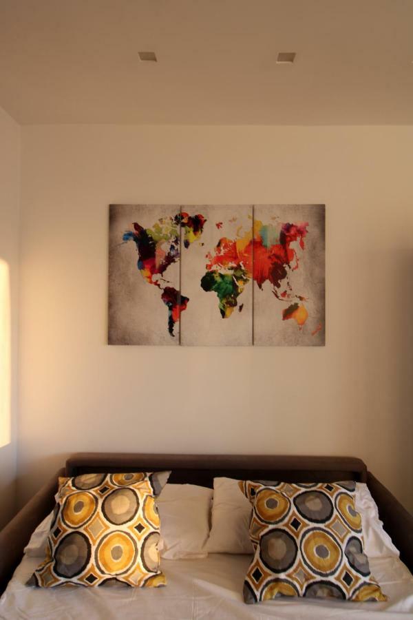 Suite Delicia Apartment - Appartamento Con Terrazza Naples Extérieur photo