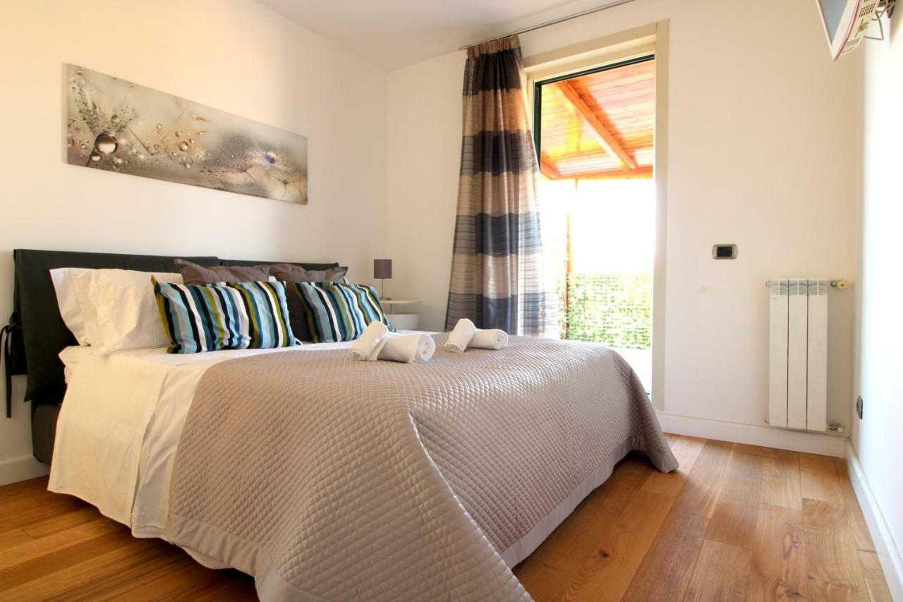 Suite Delicia Apartment - Appartamento Con Terrazza Naples Extérieur photo